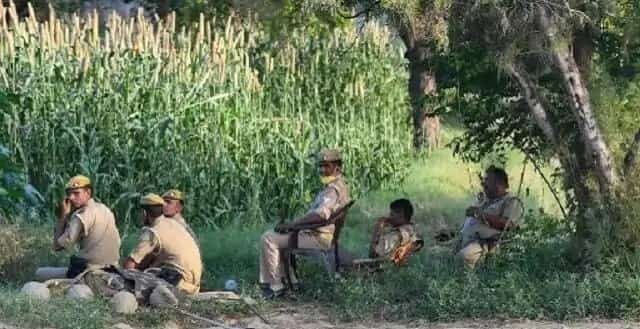 hathras_case-min