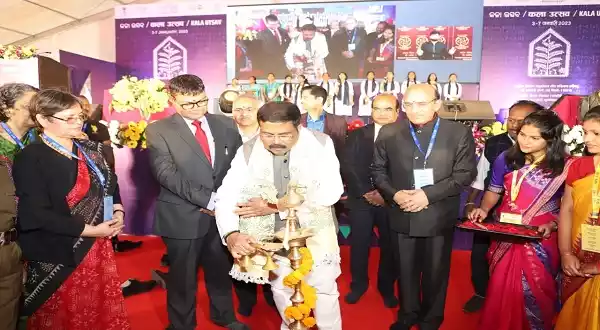 Kala Utsav 2022-23_dharmendra_pradhan